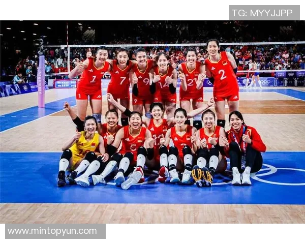 中国女排在香港站激战塞尔维亚力争大奖赛胜利全力以赴展现团队精神